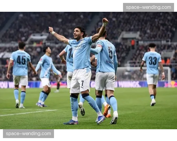 半场战报:巴萨1-0曼城,16岁亚马尔内切爆射破门 半场战报:巴萨1-0曼城,16岁亚马尔内切爆射破门